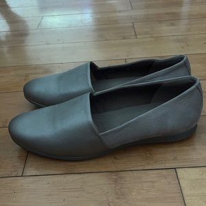 Ecco suede & leather gray shoes size womens 9 NWOT